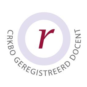 Als je kiest voor een beroep als VISAGIST is het een vereiste dat je de cursus volgt bij een  CRKBO erkende opleiding! Het CRKBO is een door de overheid ingesteld orgaan. Wij als BOCCABACIO Visagie school zijn erkend. Top Visagist Roberto Dresia is jou docent, Stage projecten en begeleiding voor jou toekomst.